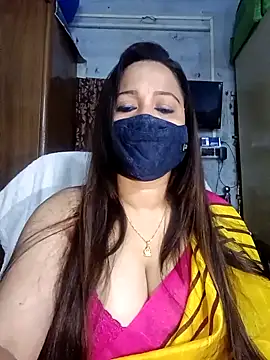 albelasummi702 online show from February 7, 5:10 am