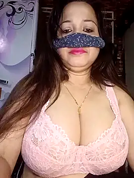 albelasummi702 online show from January 17, 1:43 am