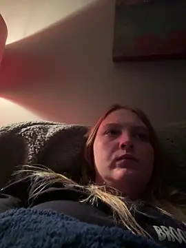 PhatAssBlond online show from December 15, 5:23 am