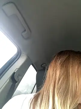 PhatAssBlond online show from December 16, 5:11 pm