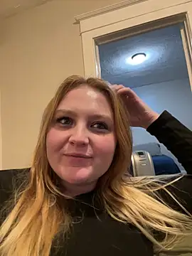 PhatAssBlond online show from January 1, 5:01 am