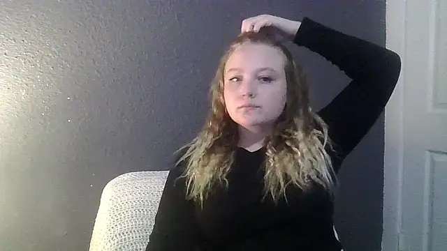 PhatAssBlond online show from February 21, 5:31 pm