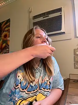 PhatAssBlond online show from September 26, 7:29 pm