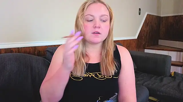 PhatAssBlond online show from February 28, 6:42 pm