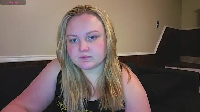 PhatAssBlond online show from March 3, 6:47 pm