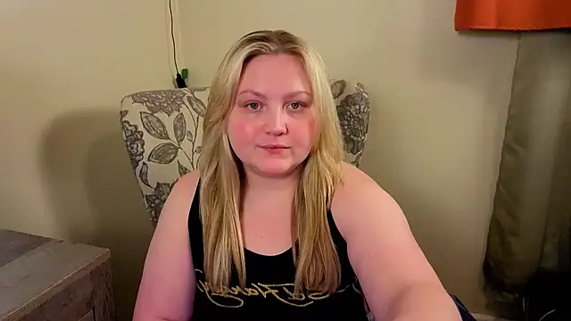 PhatAssBlond online show from June 24, 9:36 pm