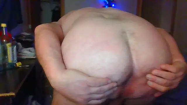 Snapshot of Doherty10 chatting on February 18, 7:43 pm Doherty10 online show from February 18, 7:43 pm