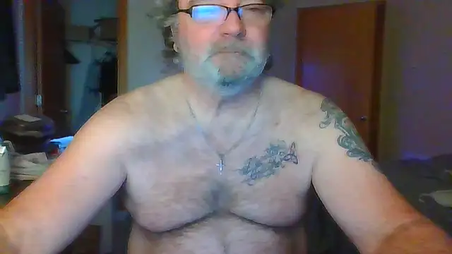 Snapshot of Doherty10 chatting on February 20, 9:15 pm Doherty10 online show from February 20, 9:15 pm