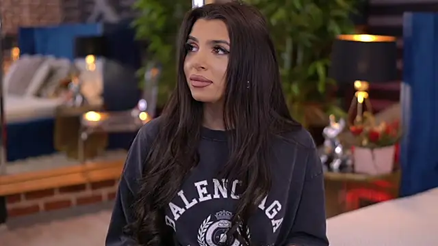 NicoleCellini online show from March 20, 6:20 pm