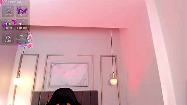 Christina Johns online show from January 6, 3:16 pm