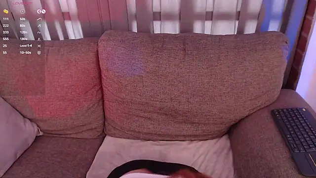 lia huan online show from March 22, 7:53 pm