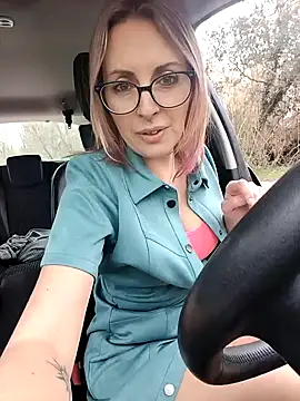 Snapshot of Jade_Emeraud chatting on February 10, 1:33 pm Jade Emeraud online show from February 10, 1:33 pm