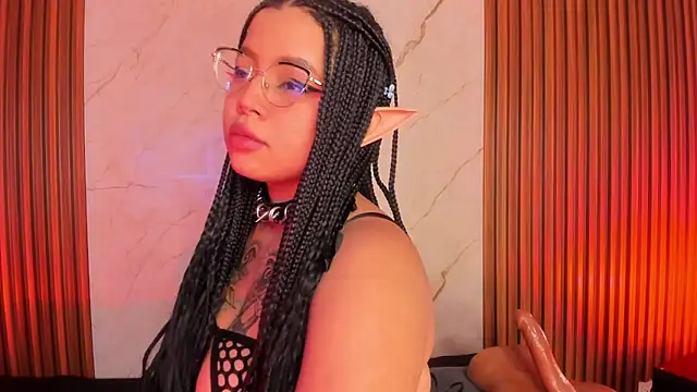 Snapshot of Emiilycollins chatting on March 13, 7:20 am Emiilycollins online show from March 13, 7:20 am