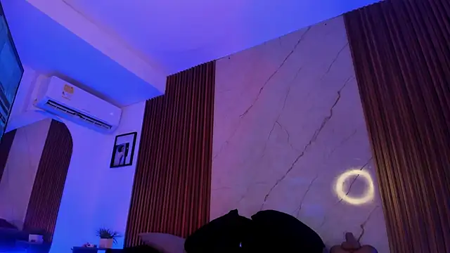 Snapshot of Emiilycollins chatting on October 14, 11:27 pm Emiilycollins online show from October 14, 11:27 pm