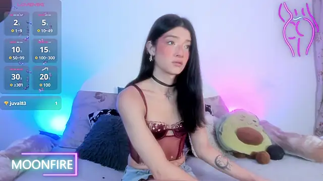 moonfiredancer online show from December 11, 1:26 am