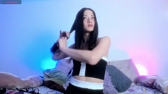 moonfiredancer online show from December 26, 7:16 pm