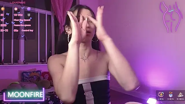 moonfiredancer online show from February 11, 2:46 am