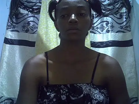 ElianeHot online show from November 22, 7:13 pm