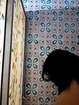 Snapshot of Alisteresa_ chatting on July 17, 1:45 am Alisteresa online show from July 17, 1:45 am