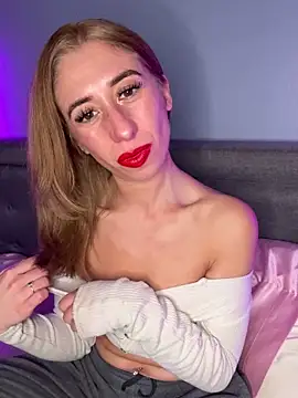 petitebarbiexxx online show from December 14, 3:51 am