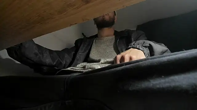 s sven03 online show from December 20, 10:16 am