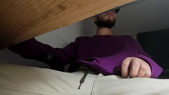 s sven03 online show from December 24, 8:00 am