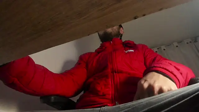 s sven03 online show from February 19, 5:16 am