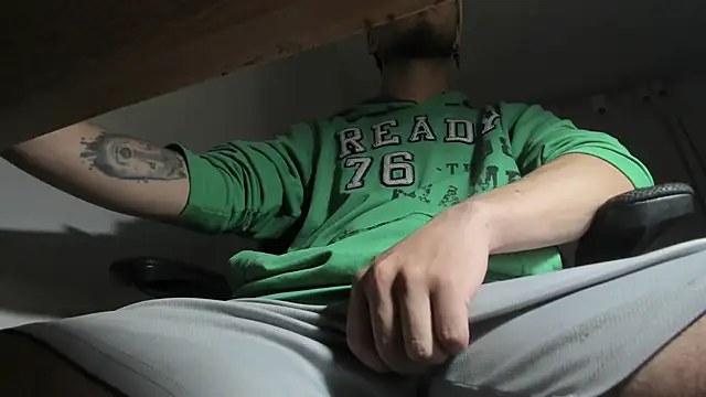 s sven03 online show from February 25, 4:24 am