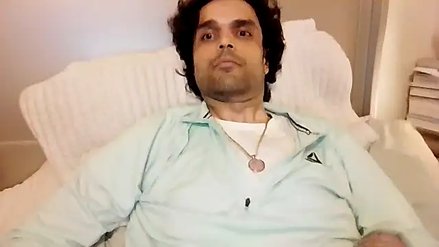 GForceSavage online show from November 26, 10:38 am