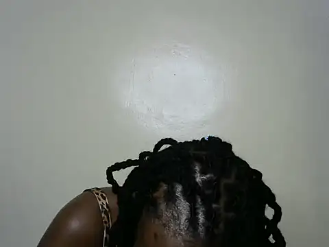 Snapshot of Rasta_tattooed chatting on September 13, 12:49 pm Rasta tattooed online show from September 13, 12:49 pm
