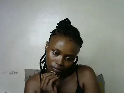 Snapshot of Rasta_tattooed chatting on November 6, 7:26 pm Rasta tattooed online show from November 6, 7:26 pm
