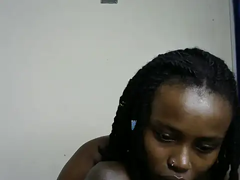Snapshot of Rasta_tattooed chatting on December 2, 8:41 am Rasta tattooed online show from December 2, 8:41 am