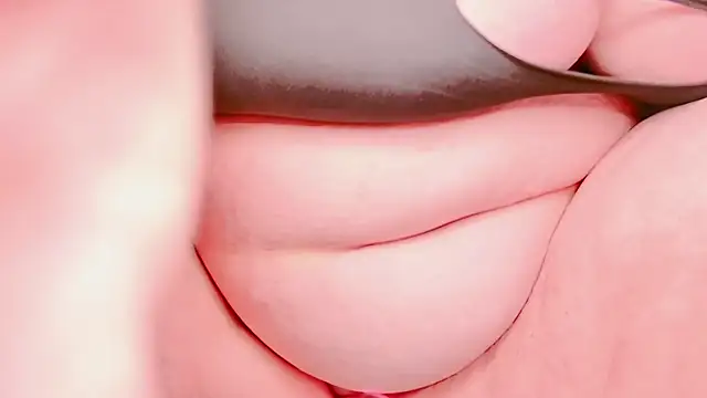 BiggyMelon online show from November 15, 2:24 pm