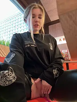 PumaShyXD online show from January 28, 10:23 am