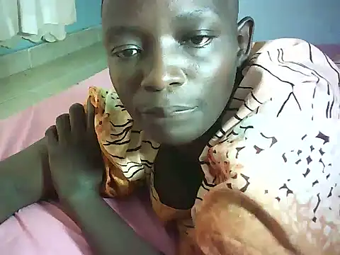 Snapshot of Sexy-BlackGold chatting on February 18, 12:28 pm Sexy-BlackGold online show from February 18, 12:28 pm