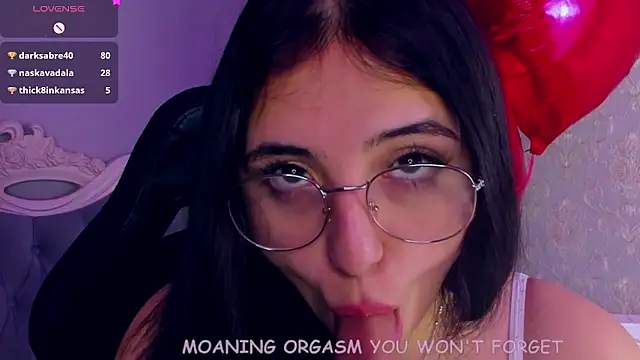 JennyFerguson online show from February 5, 1:26 am