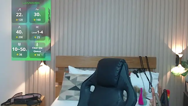 luciana ballesteros  online show from November 29, 12:30 pm