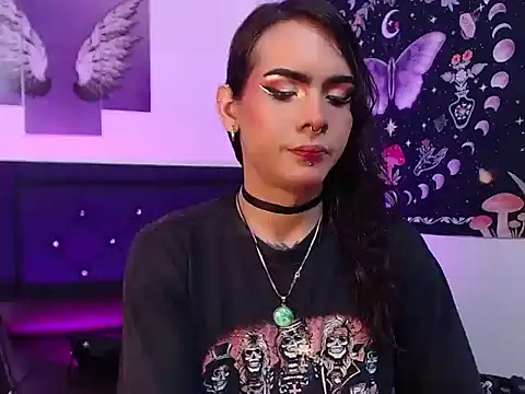 lilithnyx333 online show from March 18, 8:06 am