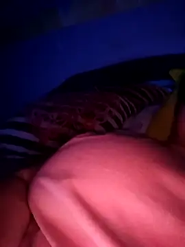 Snapshot of poussychats chatting on February 8, 11:34 pm poussychats online show from February 8, 11:34 pm