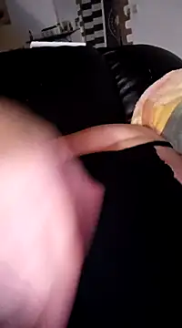 Snapshot of poussychats chatting on February 27, 8:20 pm poussychats online show from February 27, 8:20 pm