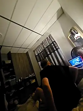 hotshotbad online show from December 18, 8:04 pm