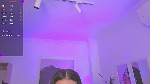 Aleejaa   online show from December 17, 11:16 am