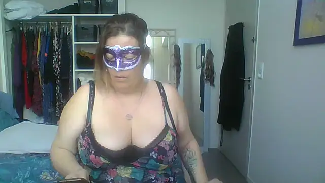 blueblush online show from February 20, 2:46 pm