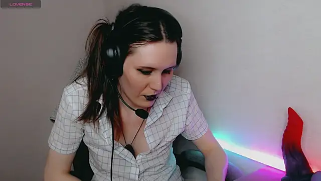 tracy cooper online show from December 23, 2:35 am