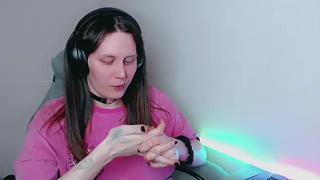 tracy cooper online show from January 11, 3:02 am