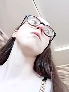 MartiniiSelenna online show from February 18, 10:49 am