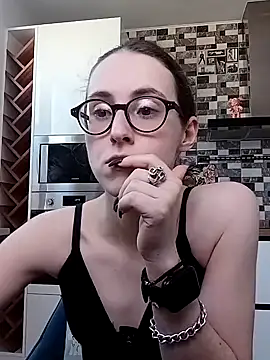 MartiniiSelenna online show from February 26, 9:32 am