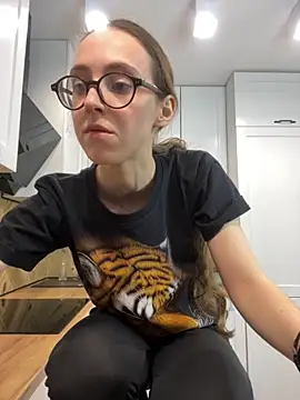 MartiniiSelenna online show from September 10, 5:40 am