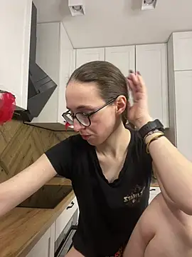 MartiniiSelenna online show from April 10, 5:56 am