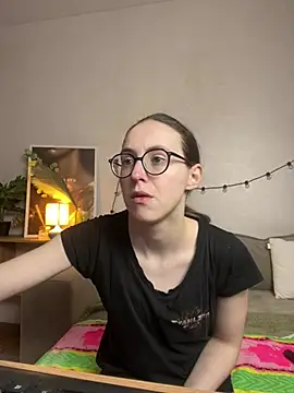 MartiniiSelenna online show from May 1, 5:45 am